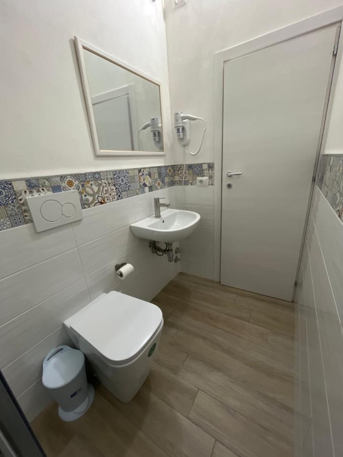 B&B Regina Rooms Avola Eksteriør billede