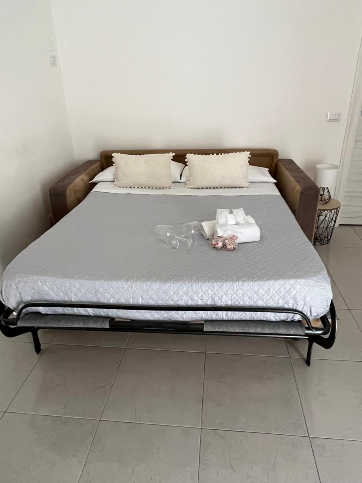B&B Regina Rooms Avola Eksteriør billede